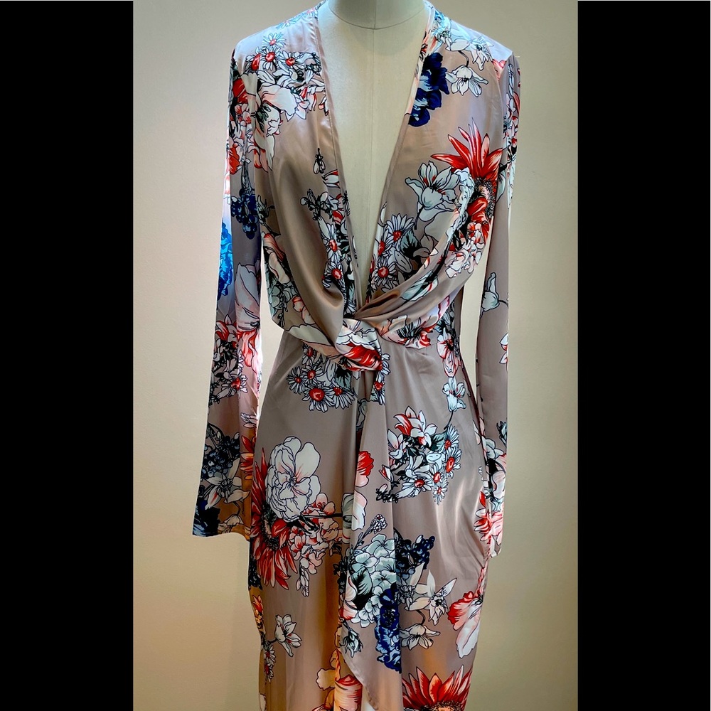 nasty gal twist front floral midi dress NWT SZ 6